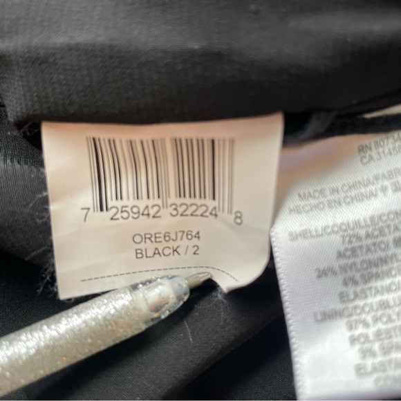 Bcbg MaxAzaria Black Strapless  Mini Cocktail Dress in size 02 - Picture 14 of 15